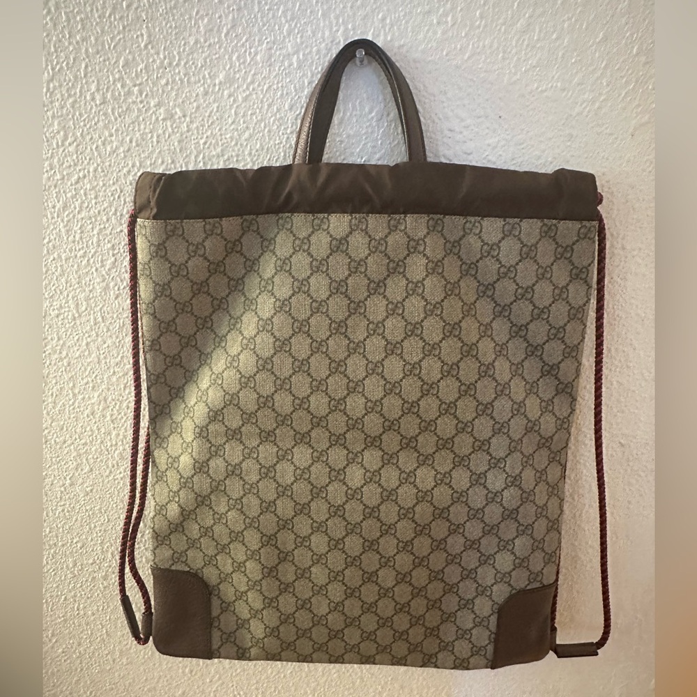 GUCCI Soft GG Supreme Monogram Courrier Drawstring Backpack - Picture 2 of 8